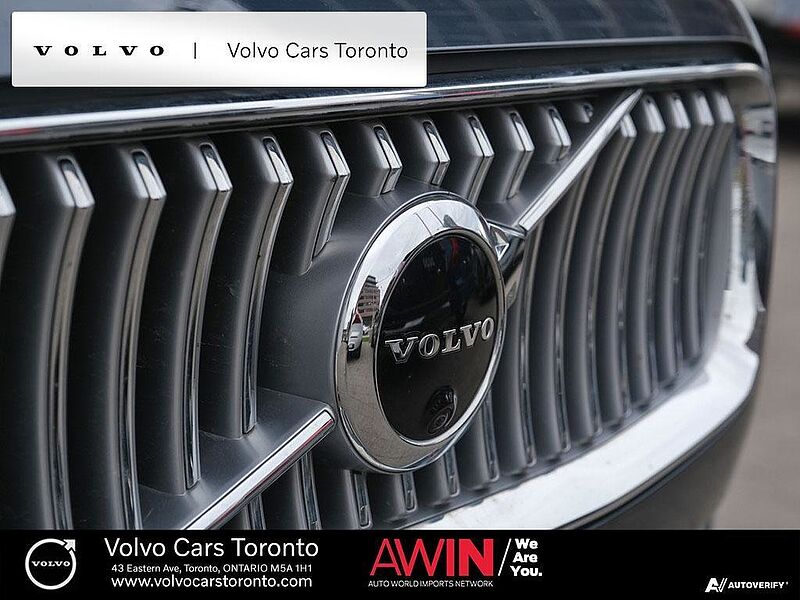 Volvo  T6 AWD INSCRIPTION 7-SEAT   360° CAMERA   HUD